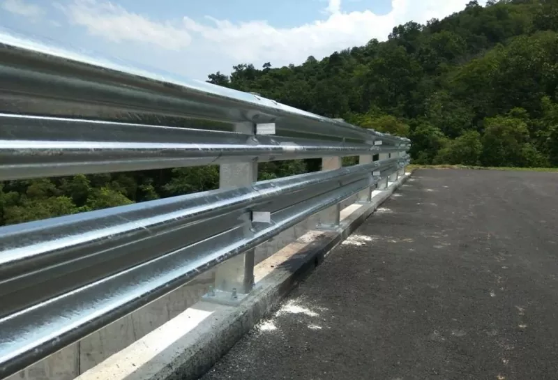 Čelična zaštitna ograda za autocestu